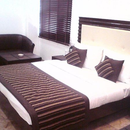 A New Delhi Hotel Orchid Garden Habitación foto