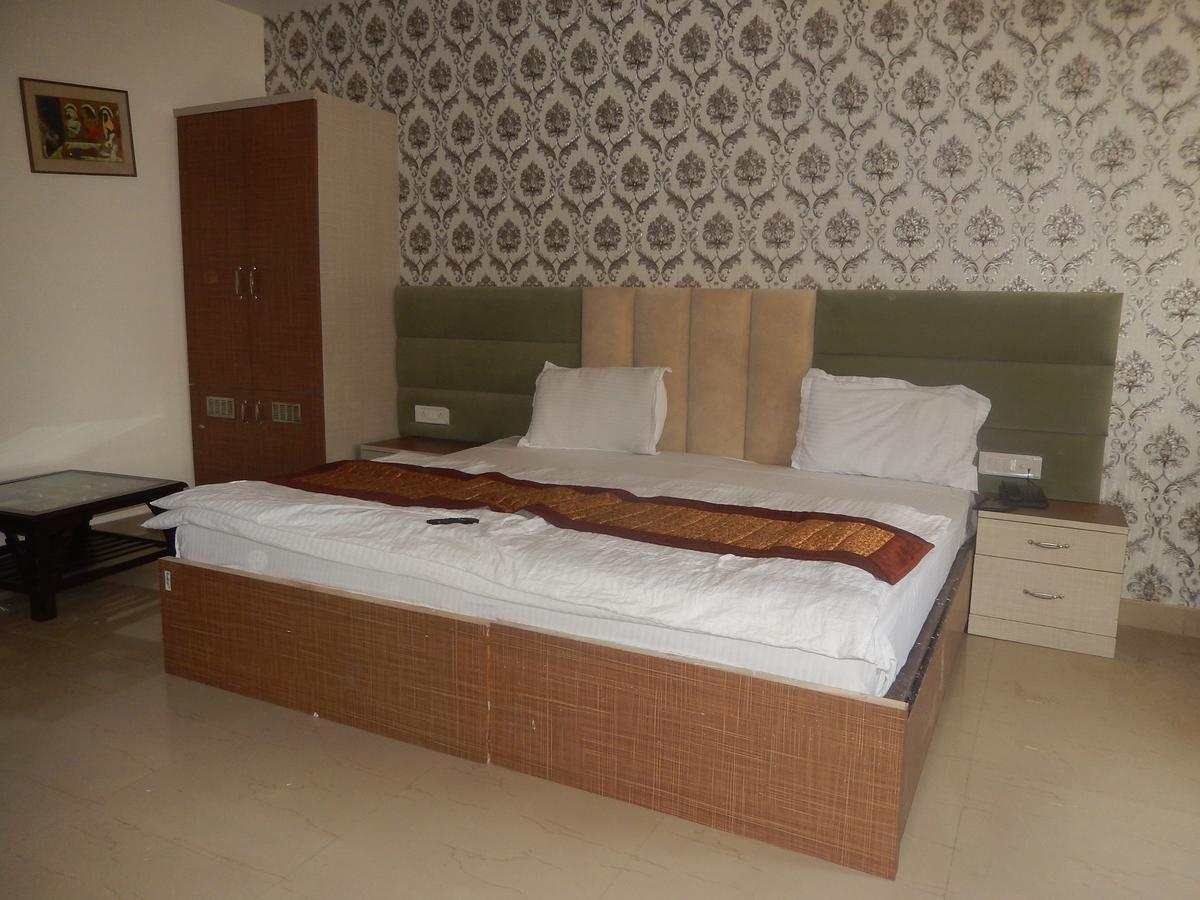 A New Delhi Hotel Orchid Garden Exterior foto